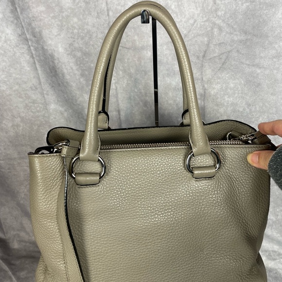PRADA Vitello Daino Tote Argilla (Clay Grey) - Picture 2 of 16